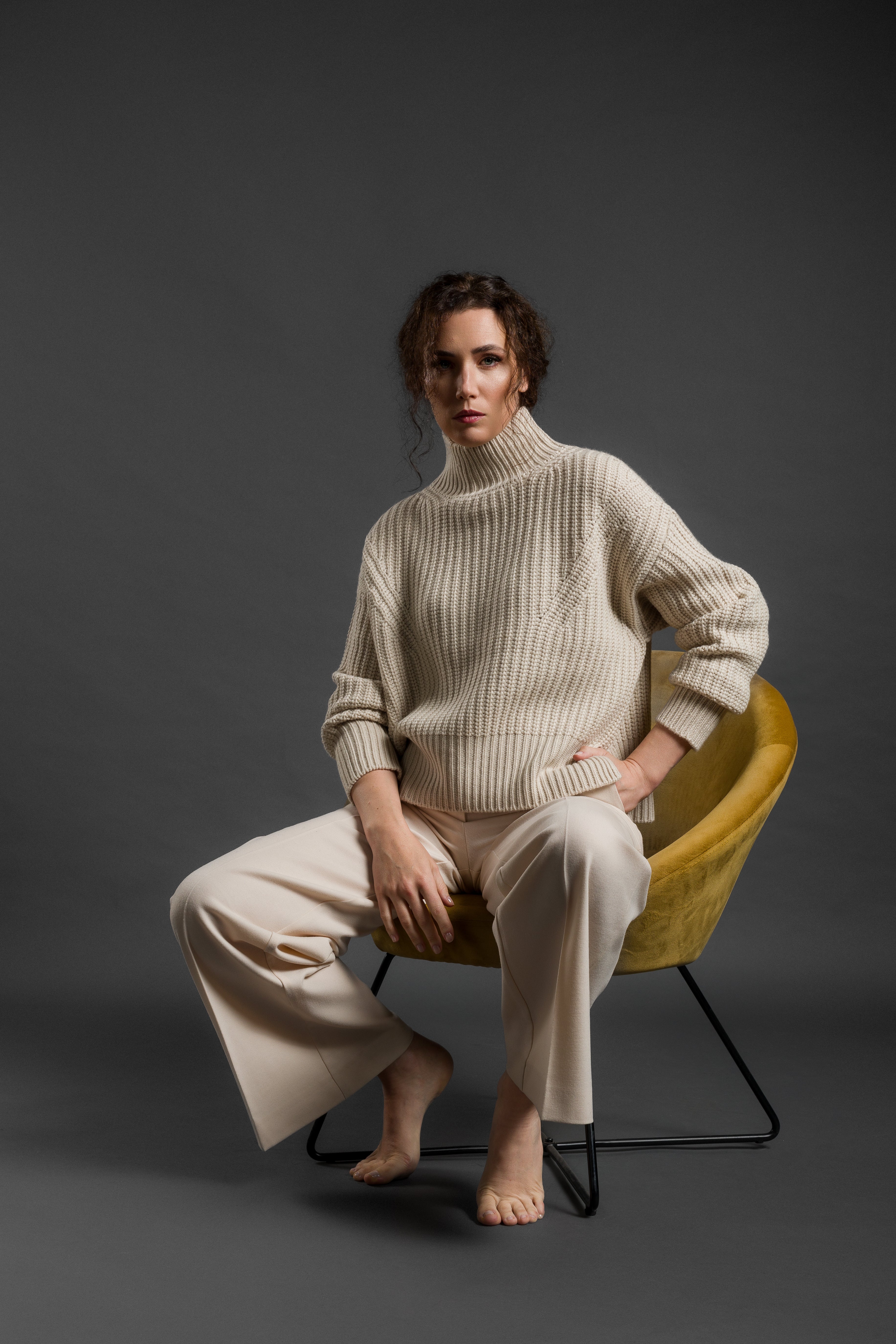 "Cortina" turtle neck short style with side slits