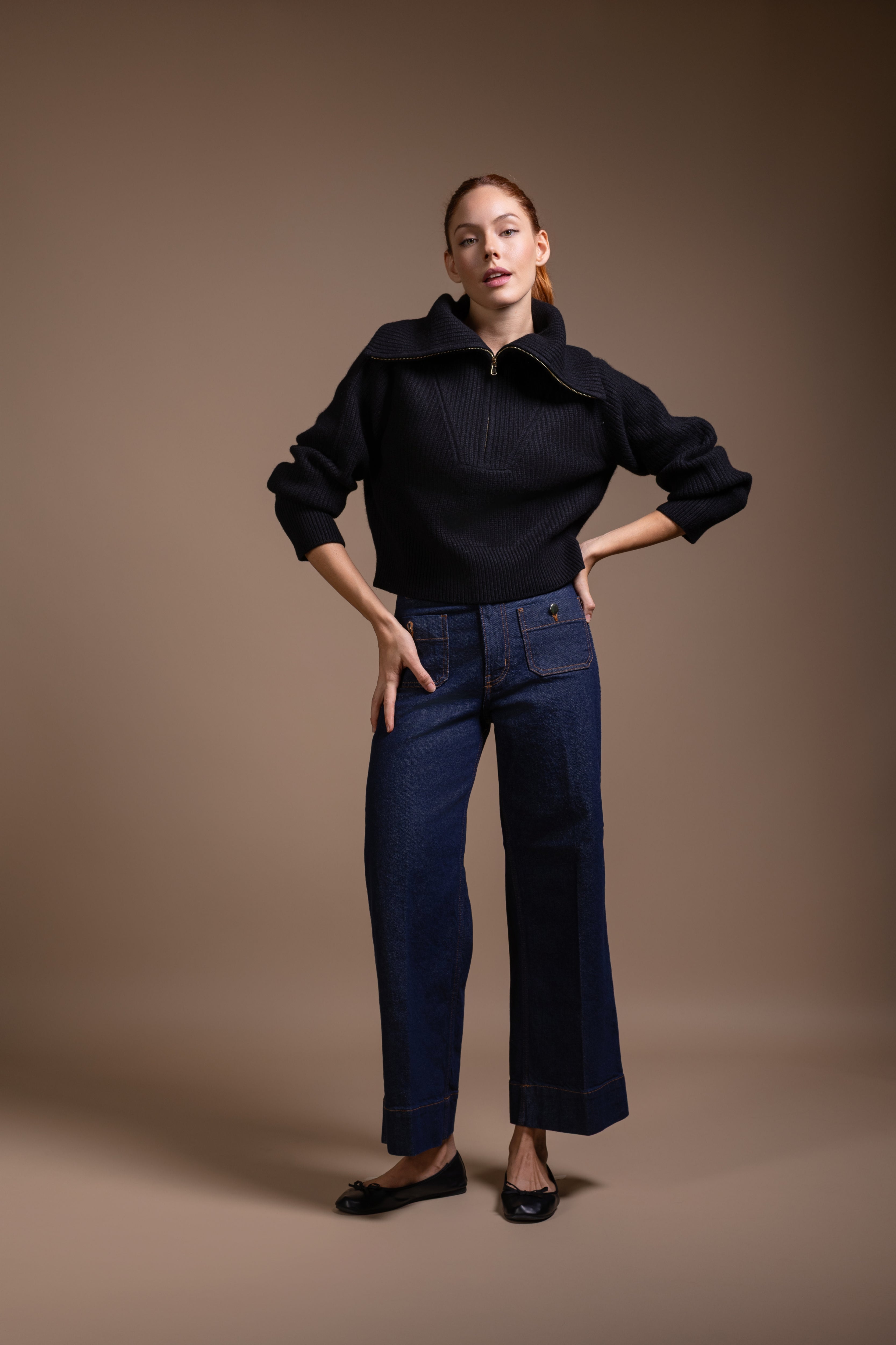 "Arosa" modern shorter boxy fisherman zip neck