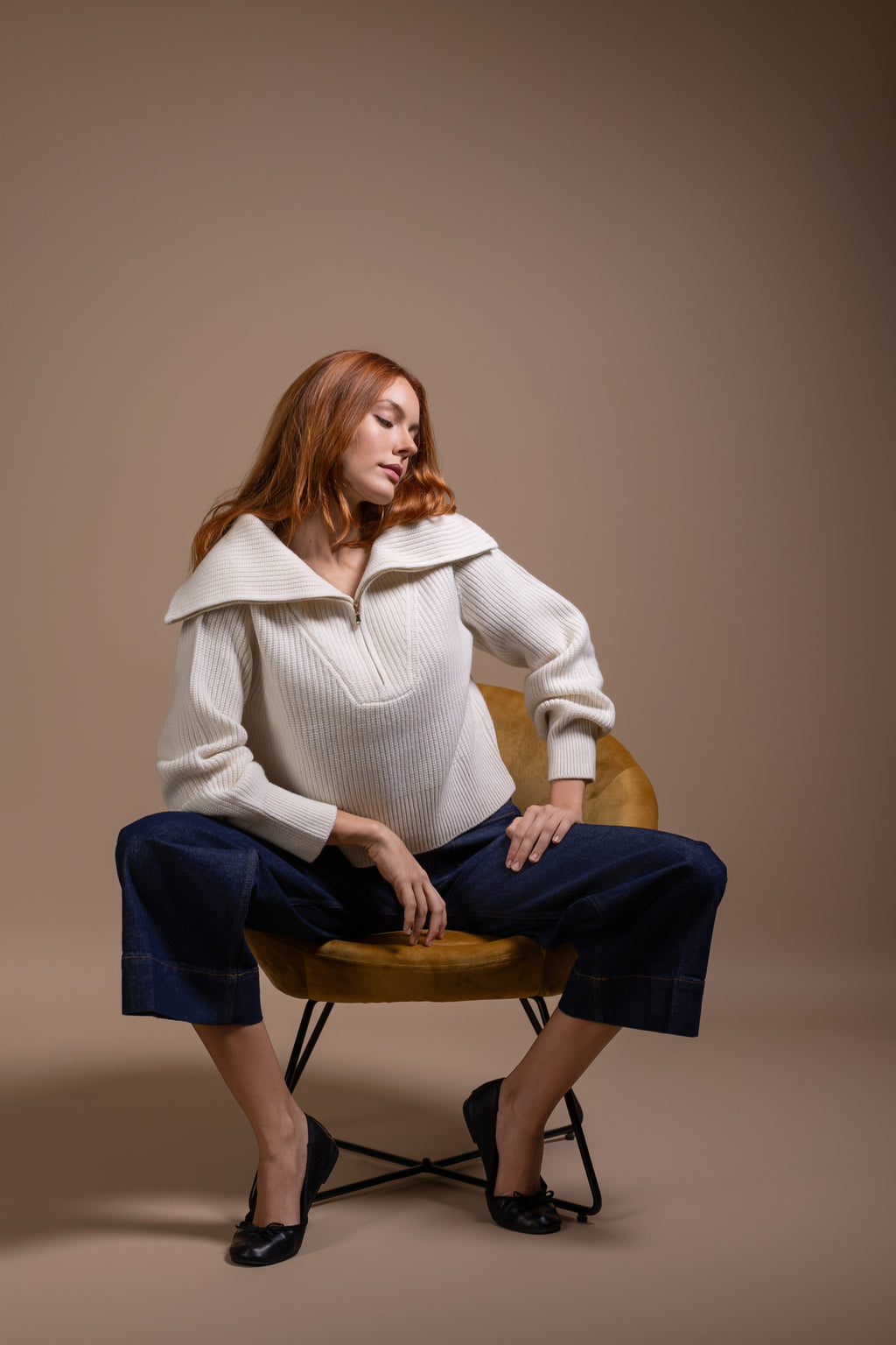 "Arosa" modern shorter boxy fisherman zip neck