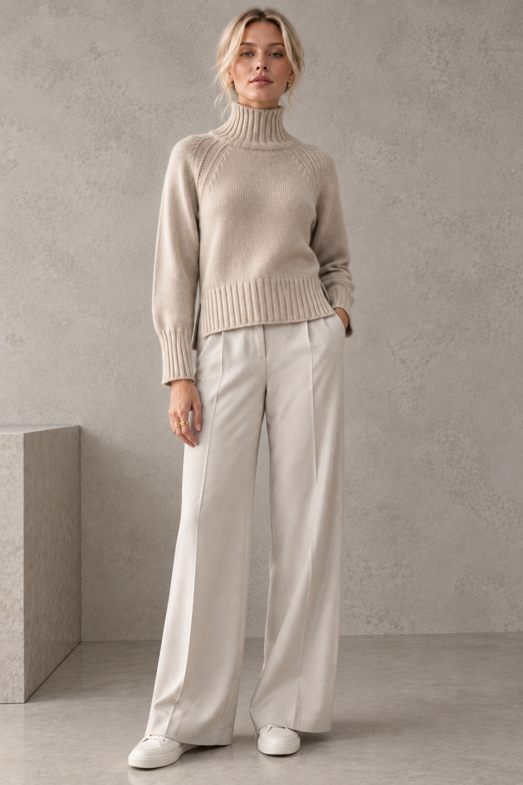 "Siena" rollneck with slits at hem and sleeves