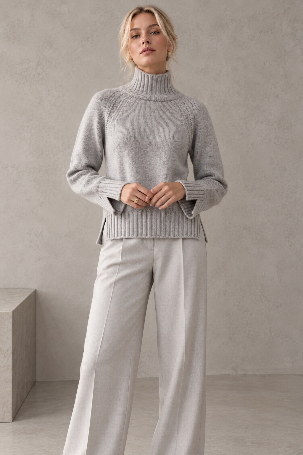 "Siena" rollneck with slits at hem and sleeves